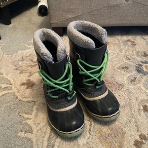 Sorel kids yoot pack boot, size 1